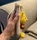Pooh Phone Pouch Amigurumi Pattern step 3 - details and accessories