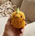 Pineapple Rex Amigurumi Pattern step 4 - final assembly and finishing