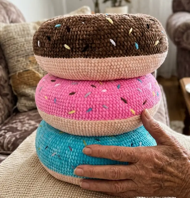 Complimentary Intermediate crochet pattern: Crochet Donut Pillow Pattern - Simple to follow guide