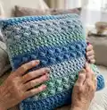 Snowberry cushion cover Pattern step 4 - final assembly and finishing