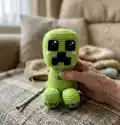Creeper Amigurumi Pattern step 4 - final assembly and finishing
