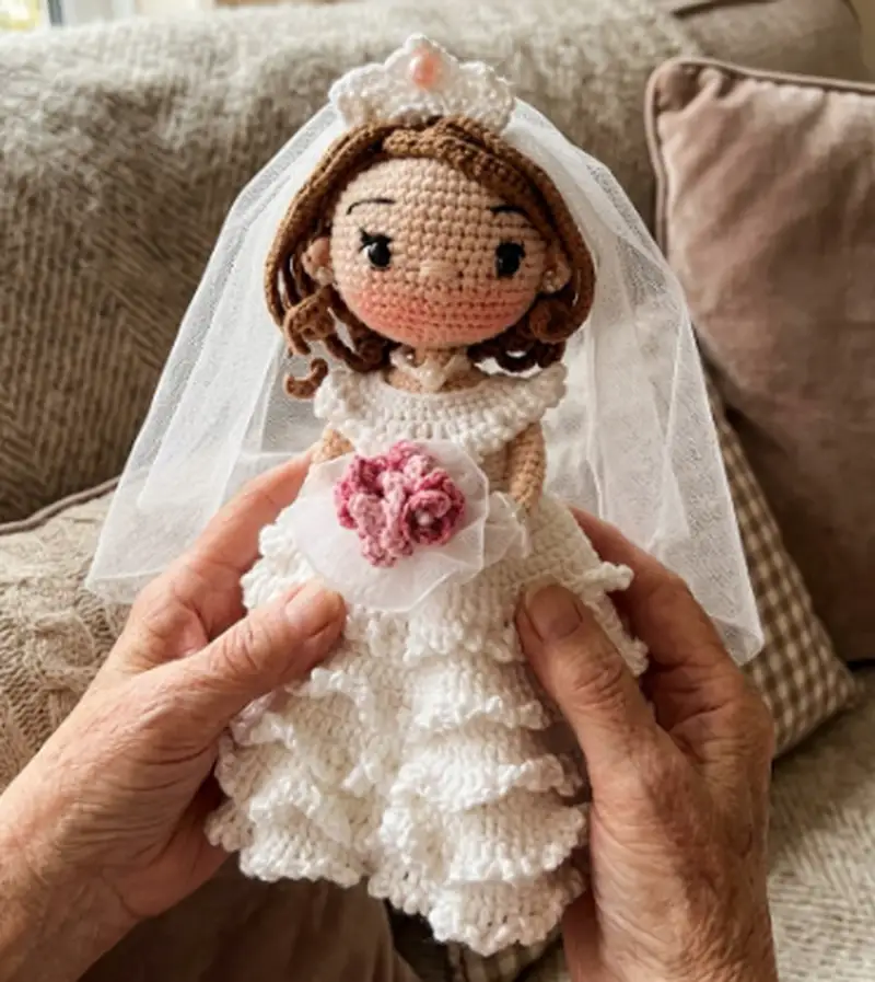 Complimentary Advanced crochet pattern: Farrah Amigurumi Pattern - Simple to follow guide