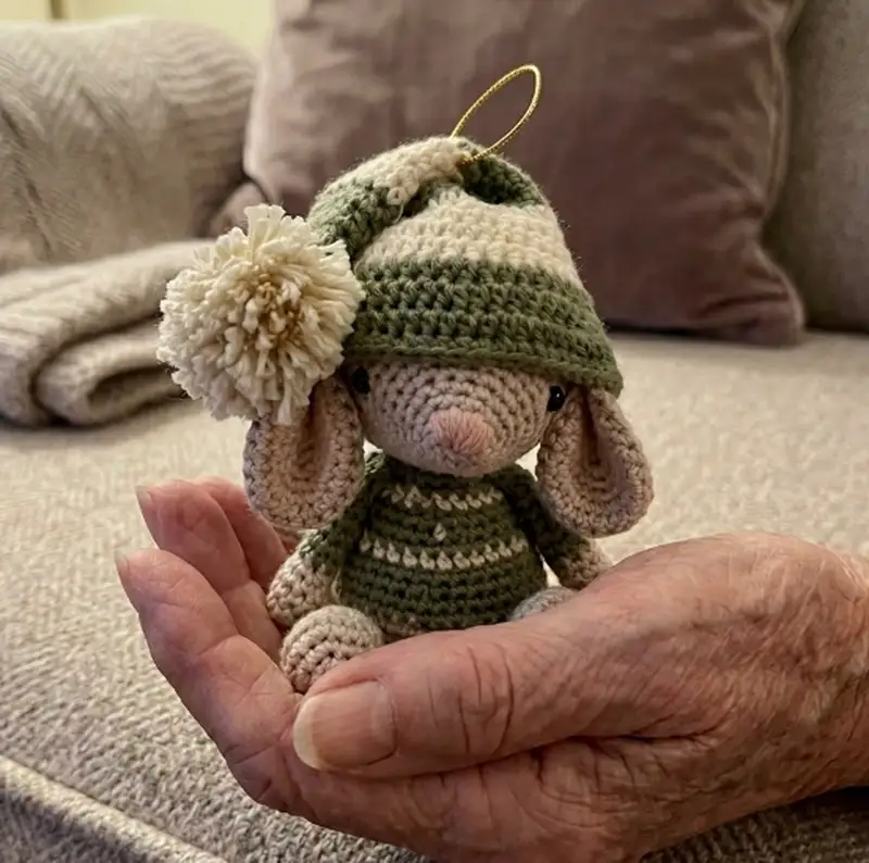 Complimentary Beginner Friendly crochet pattern: Noel the Christmas Mouse Amigurumi Pattern - Simple to follow guide
