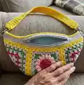 Floral Crossbody Bag Pattern step 4 - final assembly and finishing