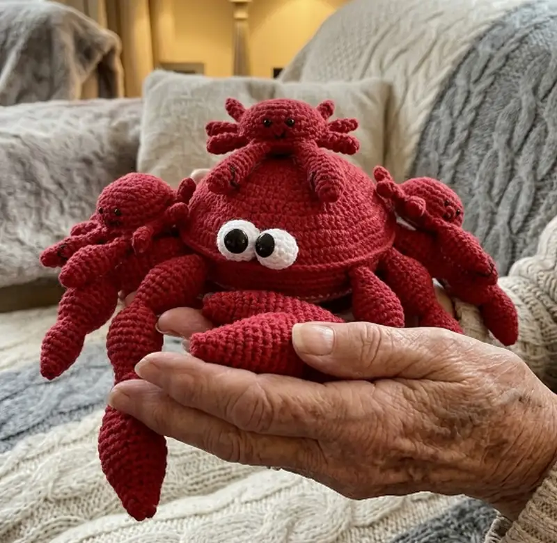 Quality crochet pattern: Crab Memory Game Amigurumi Pattern - Beginner Friendly level guide with complete instructions