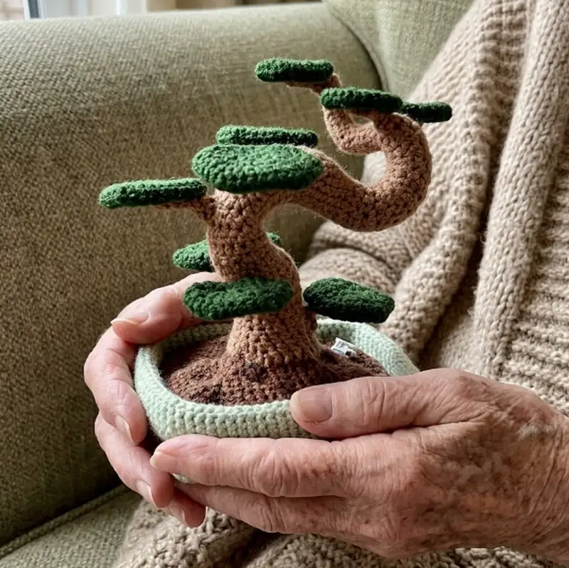 Quality crochet pattern: Bonsai Tree Amigurumi Pattern - Intermediate level guide with complete instructions