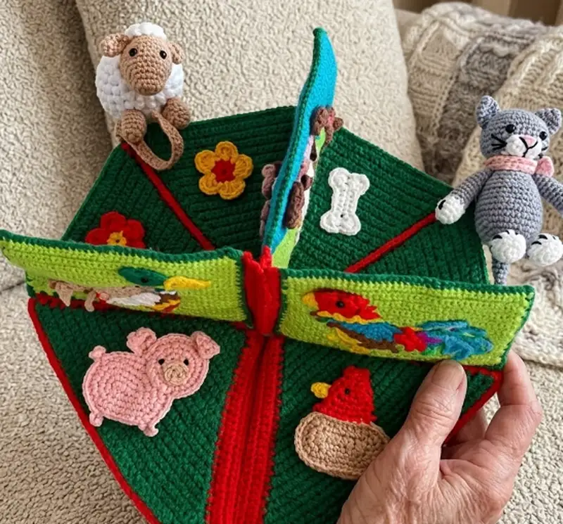 Quality crochet pattern: Farm Animals - Quiet Book Crochet Pattern - Intermediate level guide with complete instructions