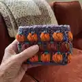 Pumpkin Cup Cozy Pattern step 4 - final assembly and finishing