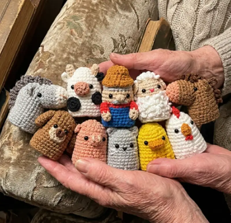 Complimentary Intermediate crochet pattern: Farm Finger Puppet Amigurumi Pattern - Simple to follow guide