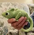 Clyde the Chameleon Amigurumi Pattern step 1 - construction progress