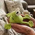 Crochet Frog Amigurumi Pattern step 1 - construction progress