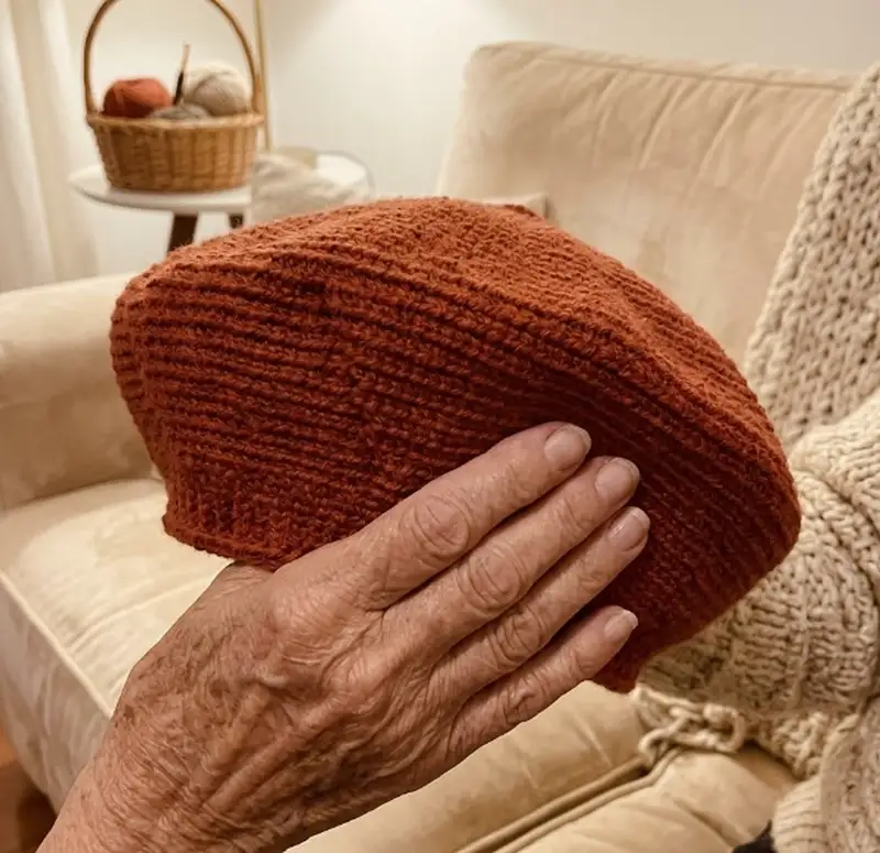 Complimentary Beginner Friendly crochet pattern: Cinnamon Beret Pattern - Simple to follow guide