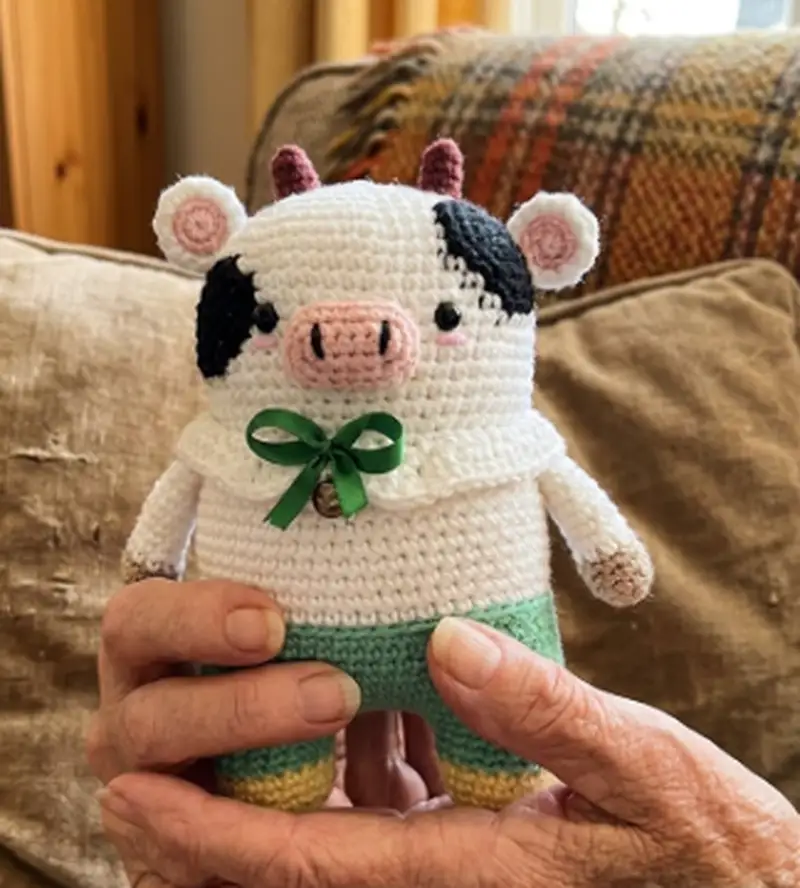 Quality crochet pattern: Milk Cow Amigurumi Pattern - Intermediate level guide with complete instructions