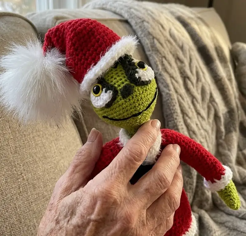 Quality crochet pattern: The Twelve Days of Christmas: Grinch Inspired Amigurumi Pattern - Intermediate level guide with complete instructions