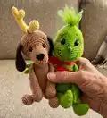 Baby Grinch Amigurumi Pattern step 4 - final assembly and finishing