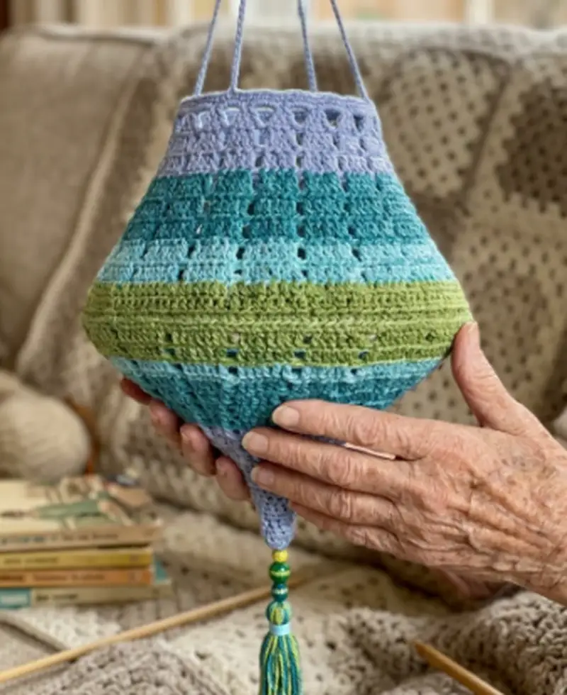 Quality crochet pattern: Boho Summer Lampion Pattern - Intermediate level guide with complete instructions