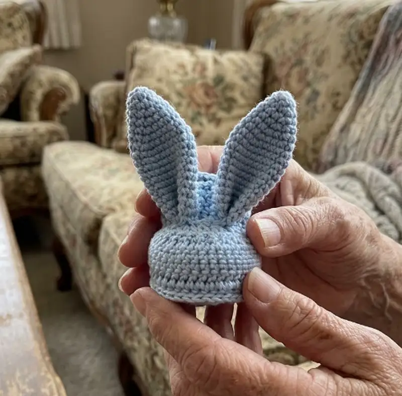 Quality crochet pattern: Bunny Booties Pattern - Intermediate level guide with complete instructions