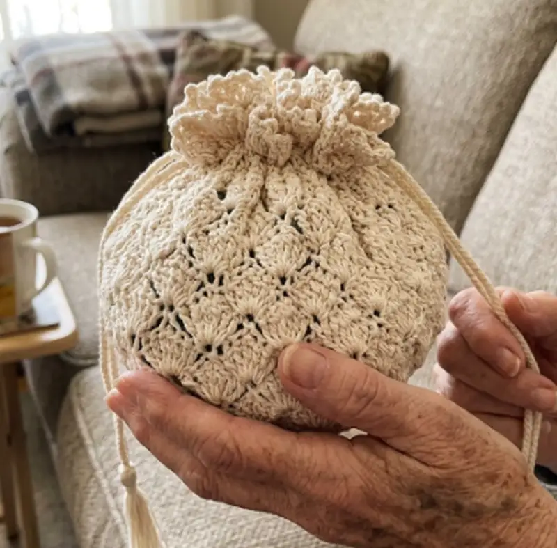 Quality crochet pattern: Vintage Style Drawstring Bag Pattern - Intermediate level guide with complete instructions