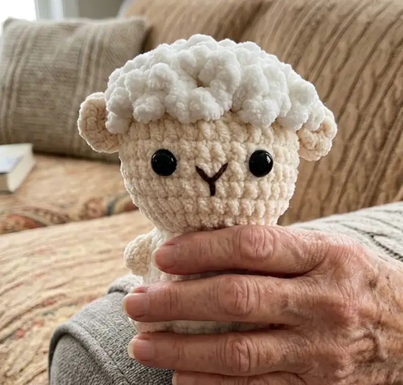 Quality crochet pattern: Sheep No Sew Amigurumi Pattern - Beginner Friendly level guide with complete instructions
