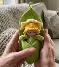 Daffodil Baby Amigurumi Pattern step 4 - final assembly and finishing
