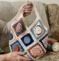 Granny shoulder bag Pattern step 1 - construction progress