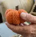 Small Pumpkin Amigurumi Pattern step 3 - details and accessories
