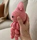 Squid Amigurumi Pattern step 3 - details and accessories