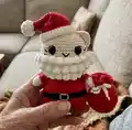 Santa Christmas Cat Amigurumi Pattern step 4 - final assembly and finishing