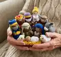 Nativity Amigurumi Pattern step 4 - final assembly and finishing